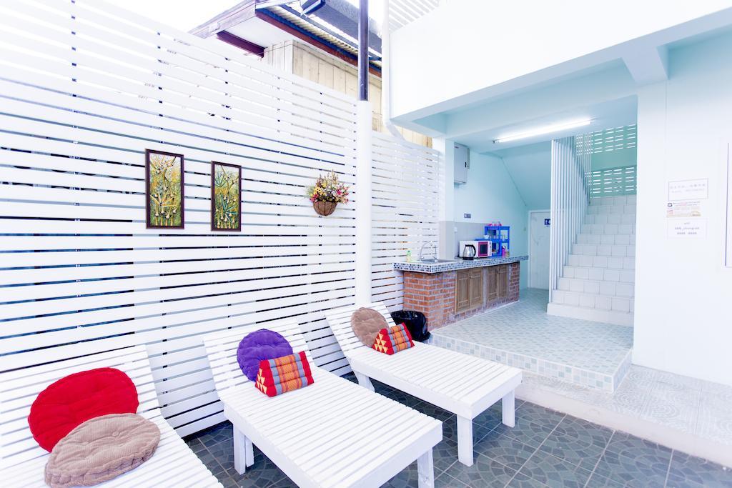 Chongrak Guesthouse Chiang Mai Esterno foto