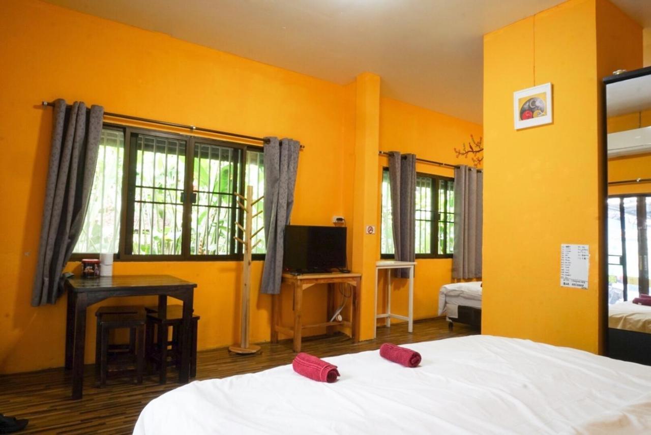 Chongrak Guesthouse Chiang Mai Esterno foto